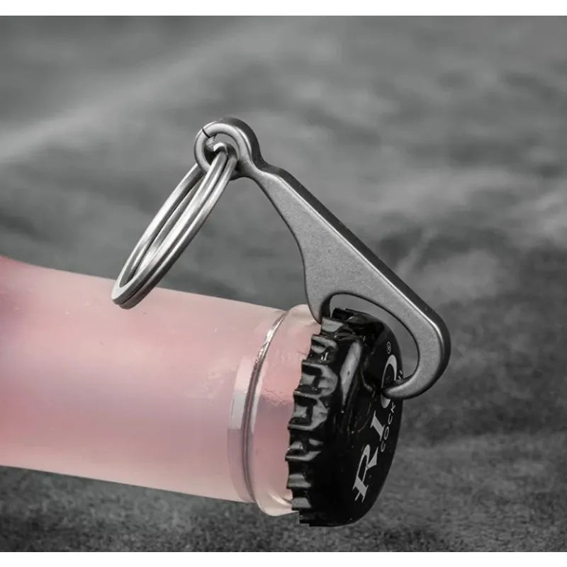 1pc EDC Mini Bottle Opener Gear Rock Climb Beer Camp Portable Keyhole Practical Tool Stainless Steel Hike Outdoor Accessories CN